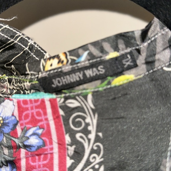 Johnny was extra large, long sleeve - Picture 2 of 7